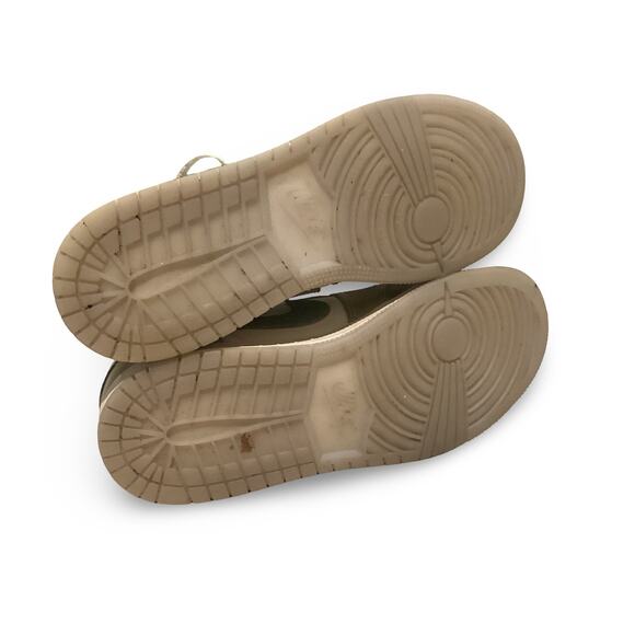 Air Jordan 1 Retro Low OG Chinese New Year - Picture 5 of 8